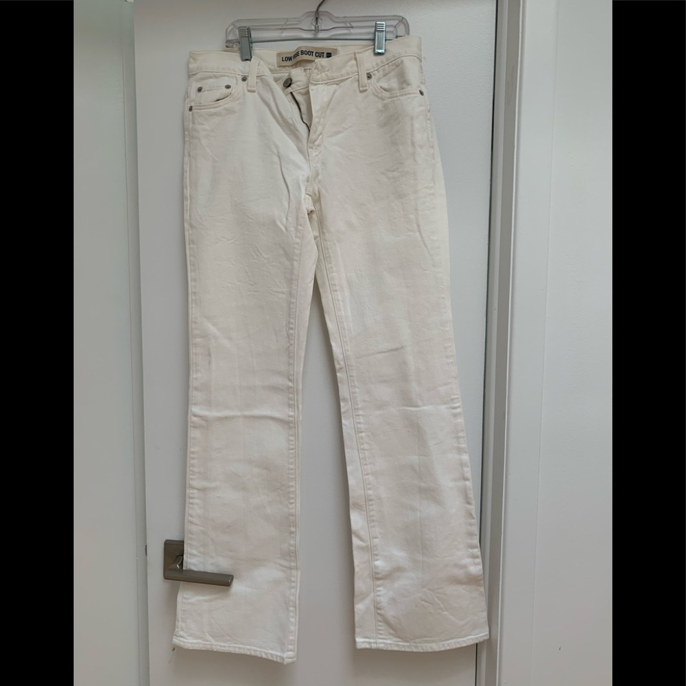 Gap size 6 low rise flare